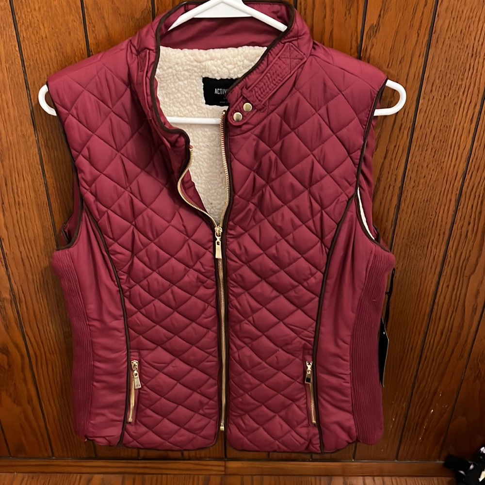 Womens burgundy trimmed in black size large nwt - Picture 11 of 14